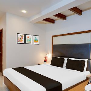 Super Townhouse Arcot Road Near Kauvery Hospital